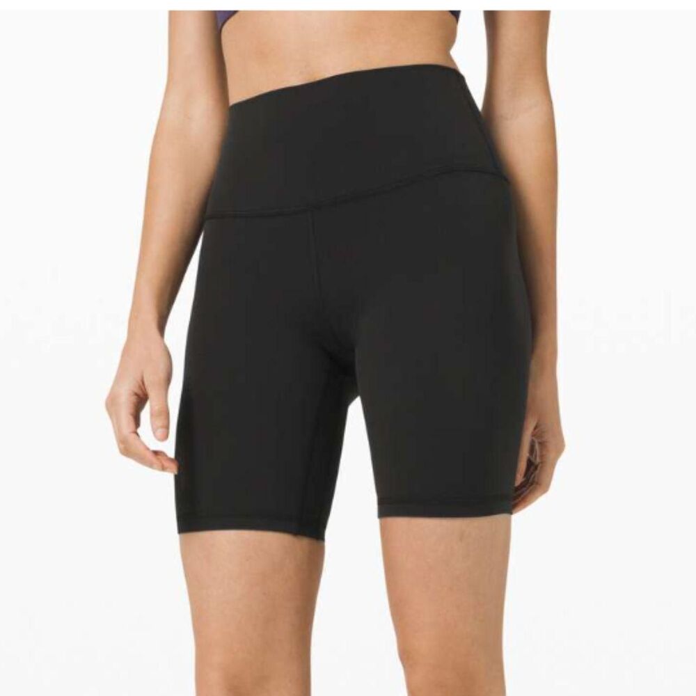 Lululemon Align Short *8" in Black - Size 4